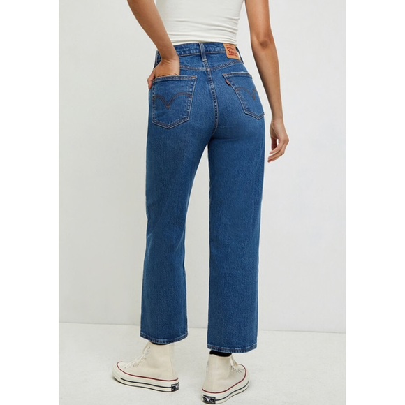 LEVI'S RIBCAGE STRAIGHT ANKLE JEANS - Picture 10 of 11